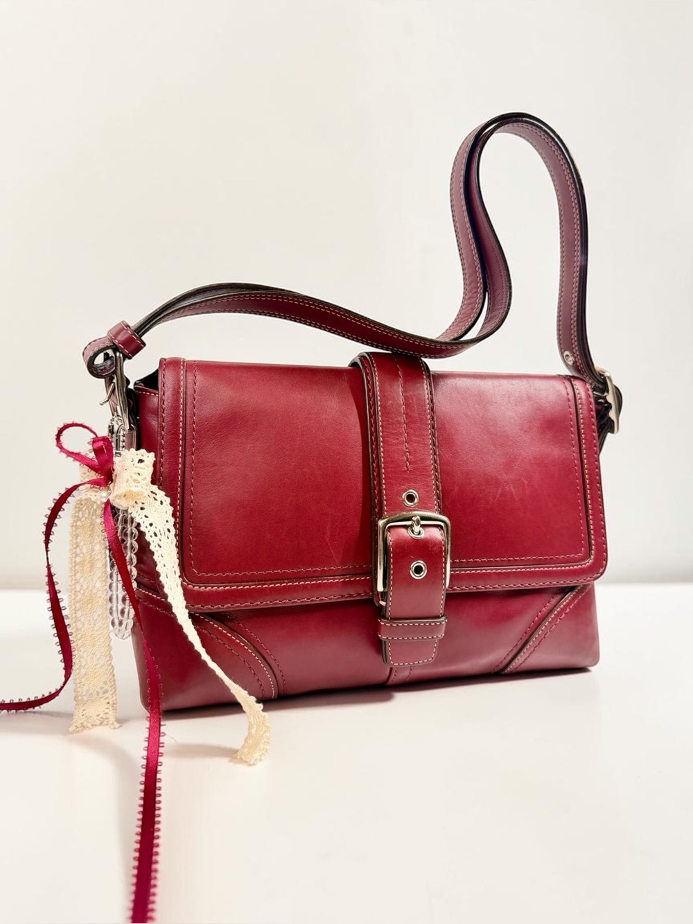♥️ Vintage Coach Soho Flap Deep Red Shoulder Bag F12606
